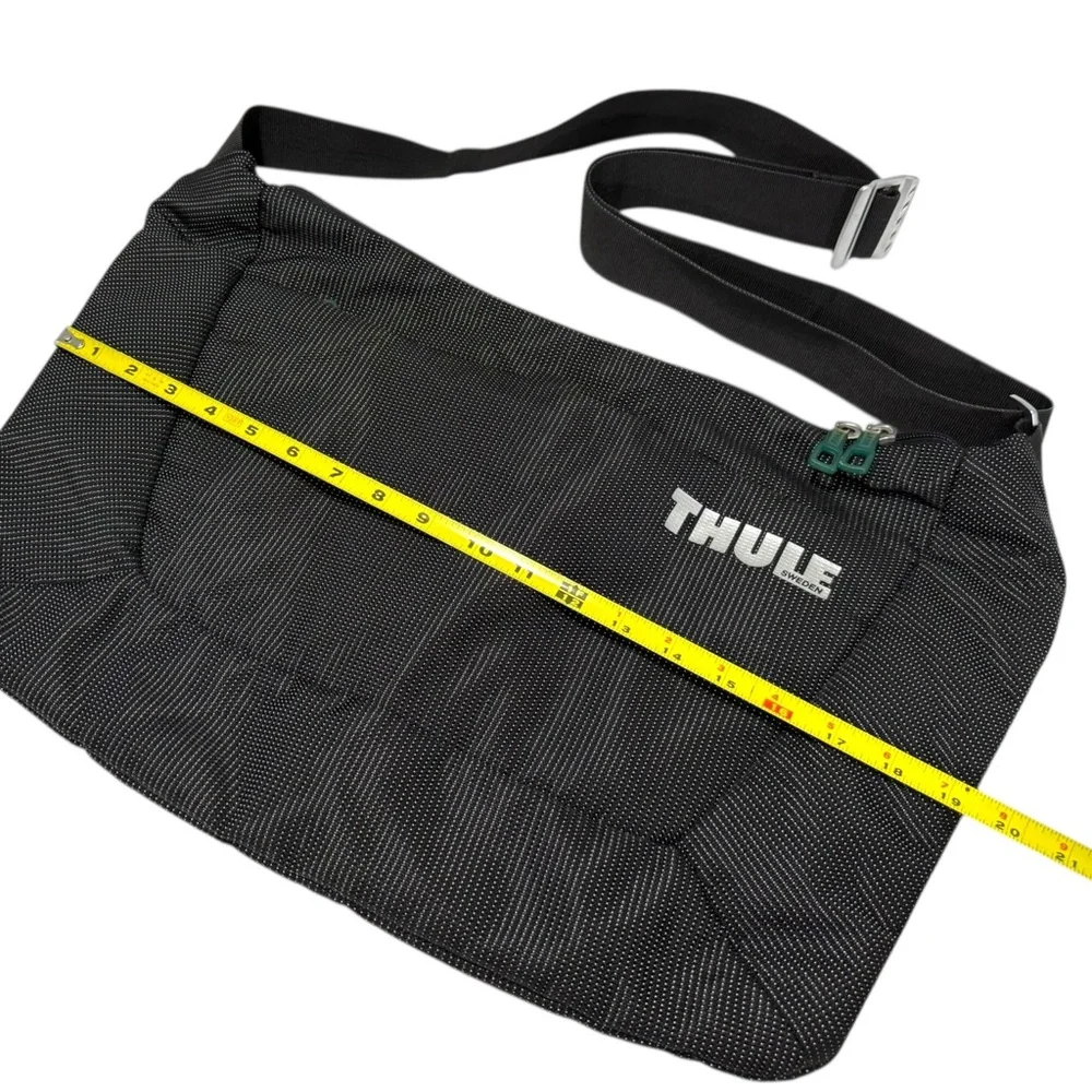 Thule Black‎ and Gray Men's Messenger Bag